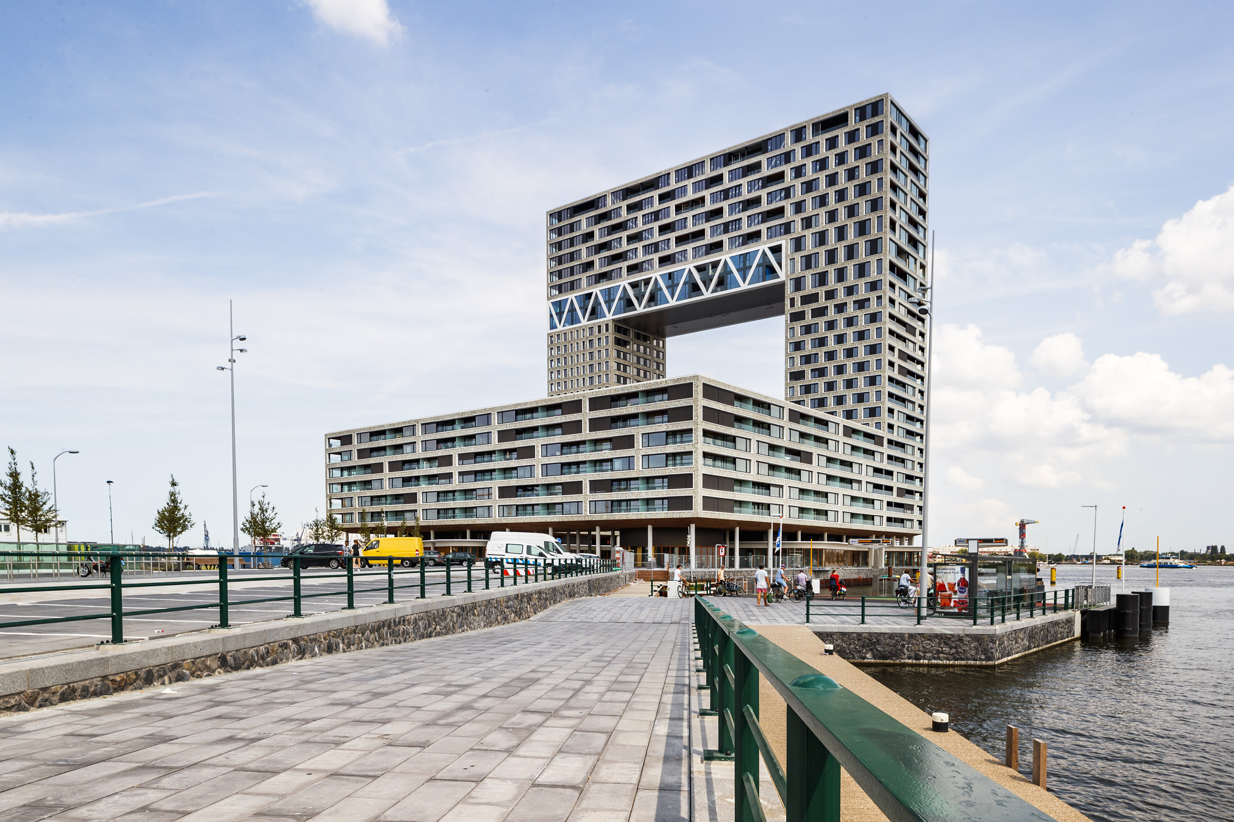 Pontsteiger 276