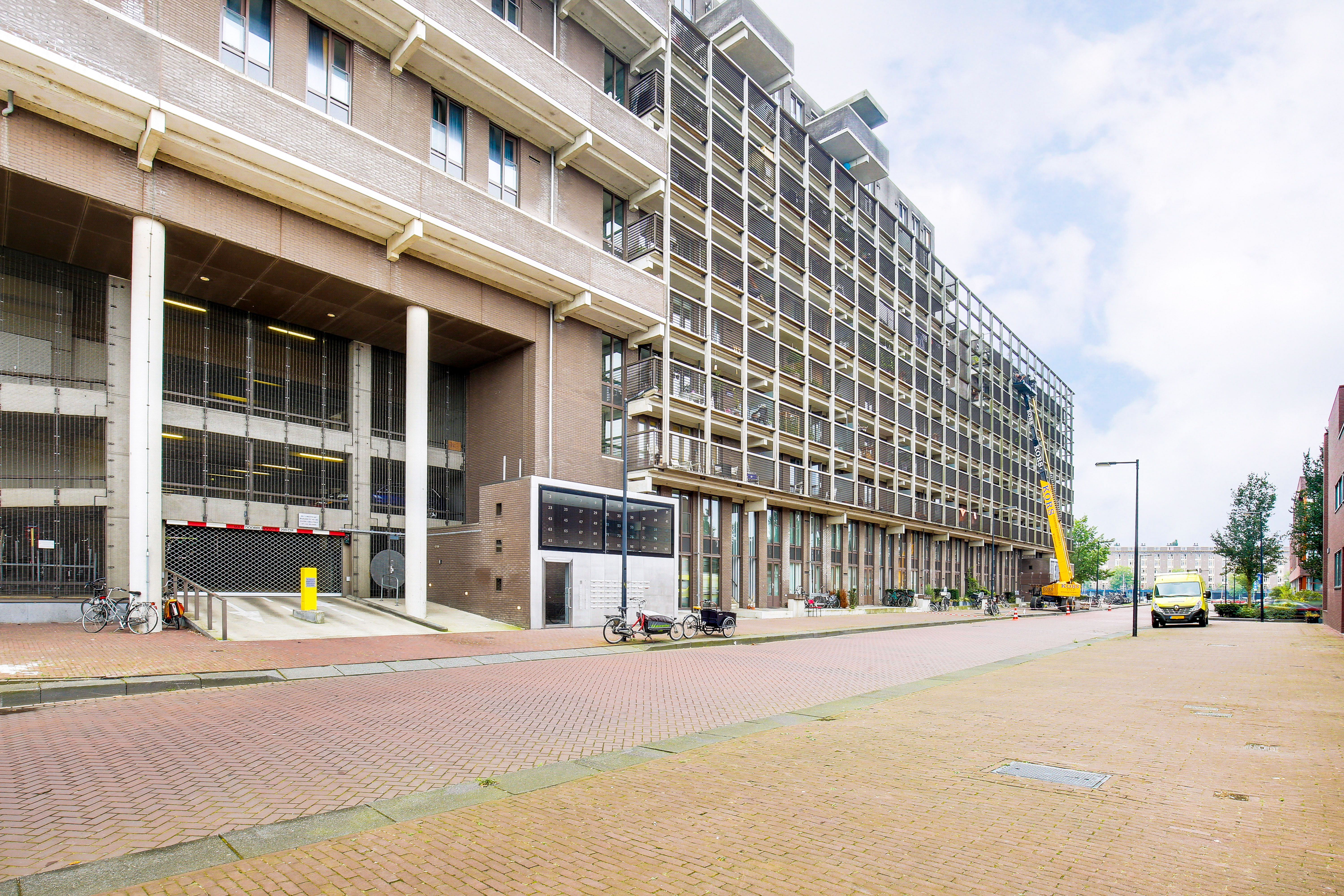 R.J.H. Fortuynplein 20 